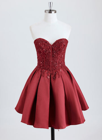 Ball-Gown/Princess Sweetheart Short Satin Homecoming Dress With Beading Sequins