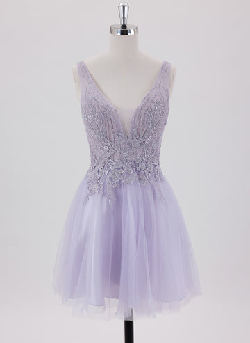 Ball-Gown/Princess Spaghetti Straps Short Tulle Homecoming Dress With Appliques Lace