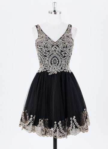 Ball-Gown/Princess Short Tulle Homecoming Dress With Rhinestone