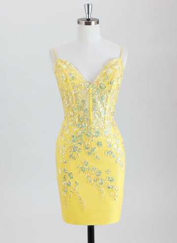 Sheath/Column Spaghetti Straps Short Lace Homecoming Dress With Appliques