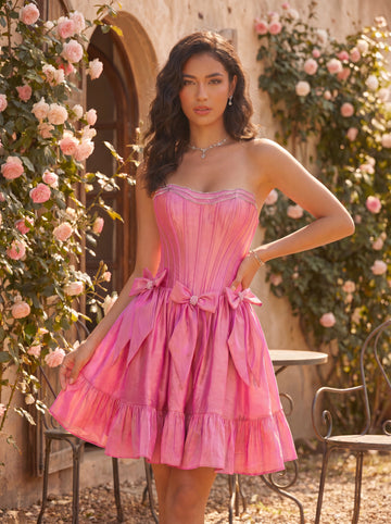 Ball-Gown/Princess Sleeveless Short Taffeta Homecoming Dress With Bow