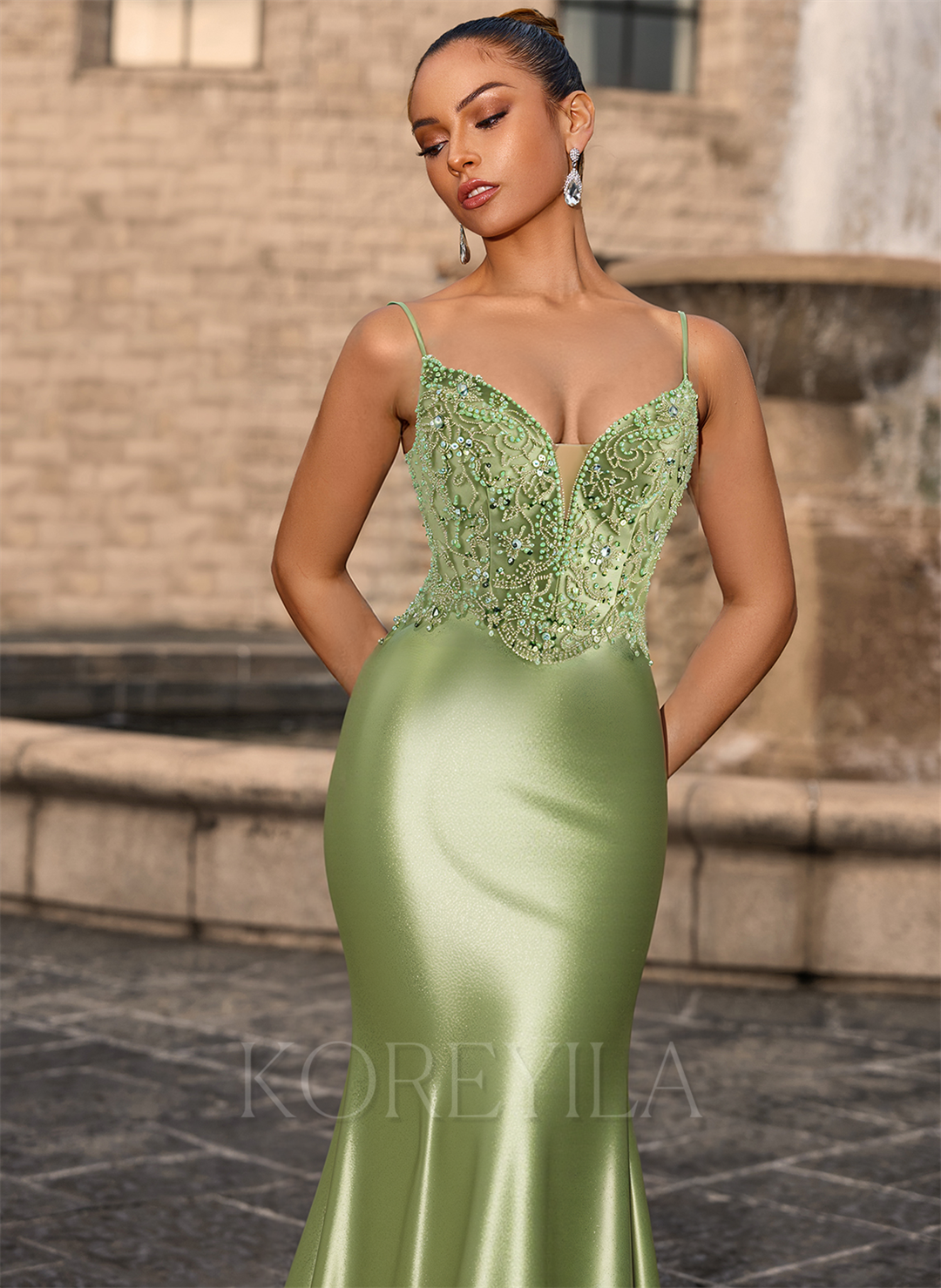 Trumpet/Mermaid V-Neck Sweep Train Silky Satin Prom Dresses With Rhinestone Beading Sequins