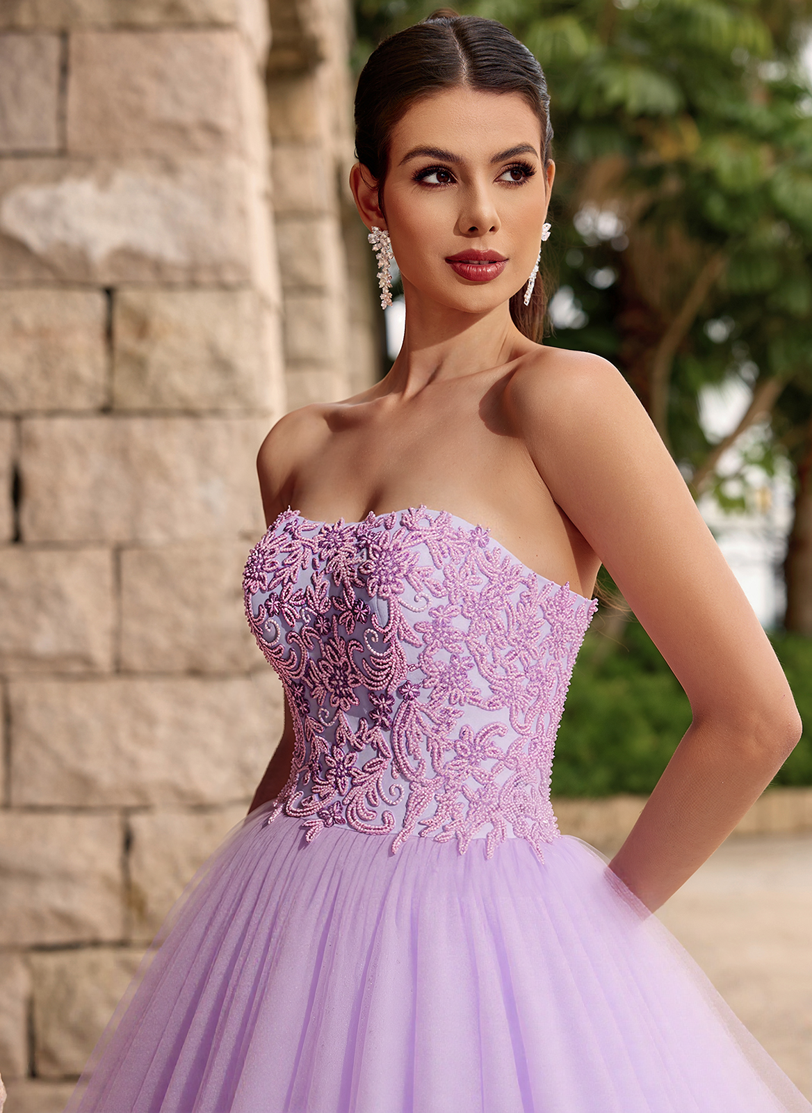 Ball-Gown/Princess Sweetheart Floor-Length Tulle Prom Dresses With Beading