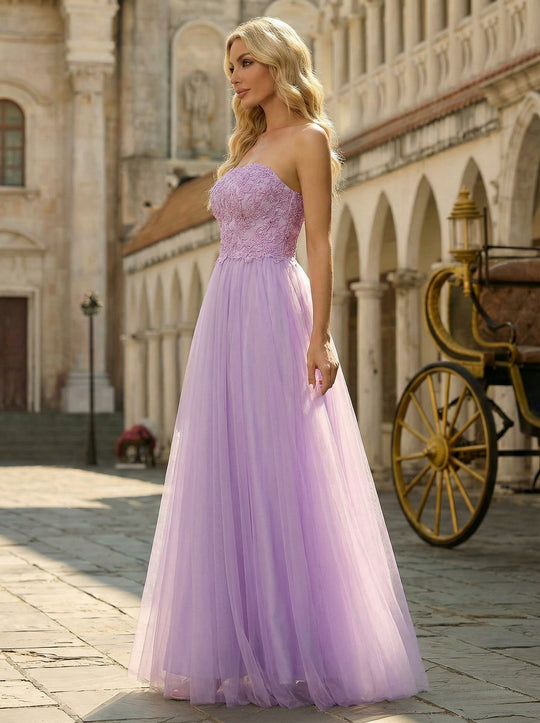 Ball-Gown/Princess Sweetheart Floor-Length Tulle Prom Dresses With Beading