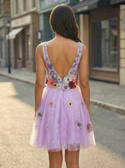 A-Line Sleeveless Short Lace Tulle Homecoming Dress With Appliques Lace