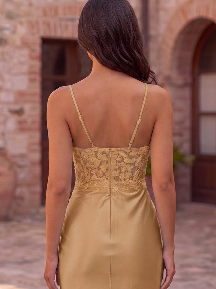 Color_Gold_back_closeup