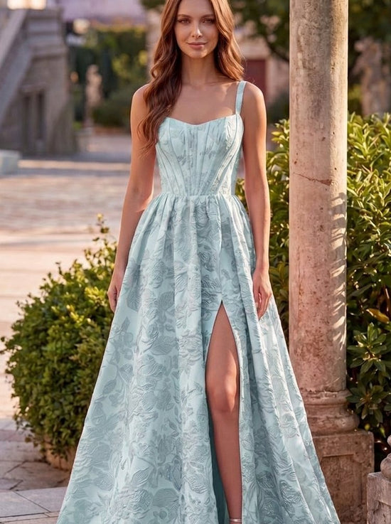 Color_Sky Blue Floral_front_closeup
