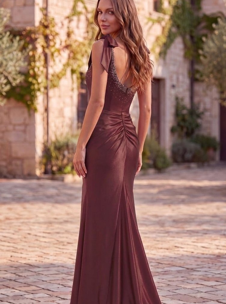 Color_Burgundy_back_closeup