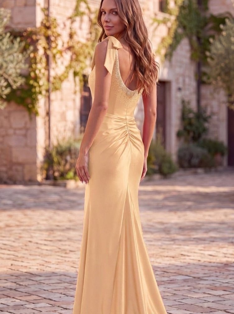 Color_Champagne_back_closeup