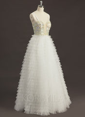 Ball-Gown/Princess Sweetheart V-Neck Sweep Train Tulle Prom Dresses With Rhinestone Sequins Beading