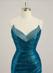 Trumpet/Mermaid V-Neck Sweep Train Metallic Prom Dresses With Rhinestone Pleated