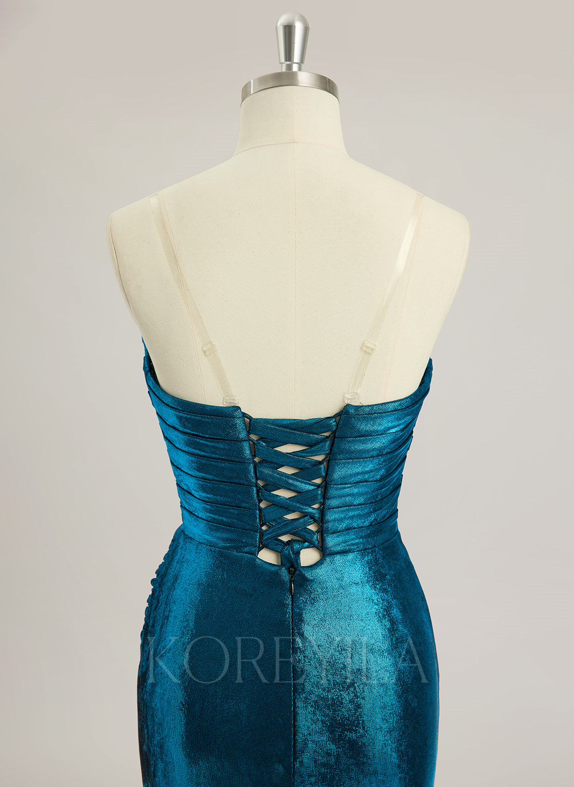 Trumpet/Mermaid V-Neck Sweep Train Metallic Prom Dresses With Rhinestone Pleated