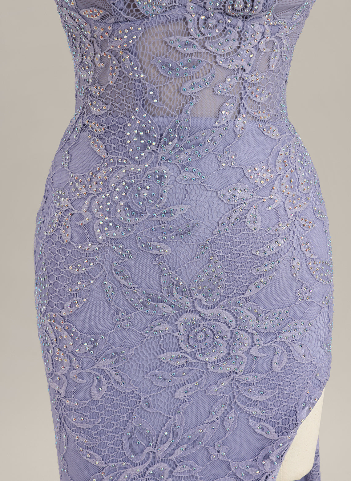 Trumpet/Mermaid Sleeveless Sweep Train Lace Prom Dress With Rhinestone