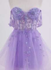 Ball-Gown/Princess Short Lace Homecoming Dress With Sequins