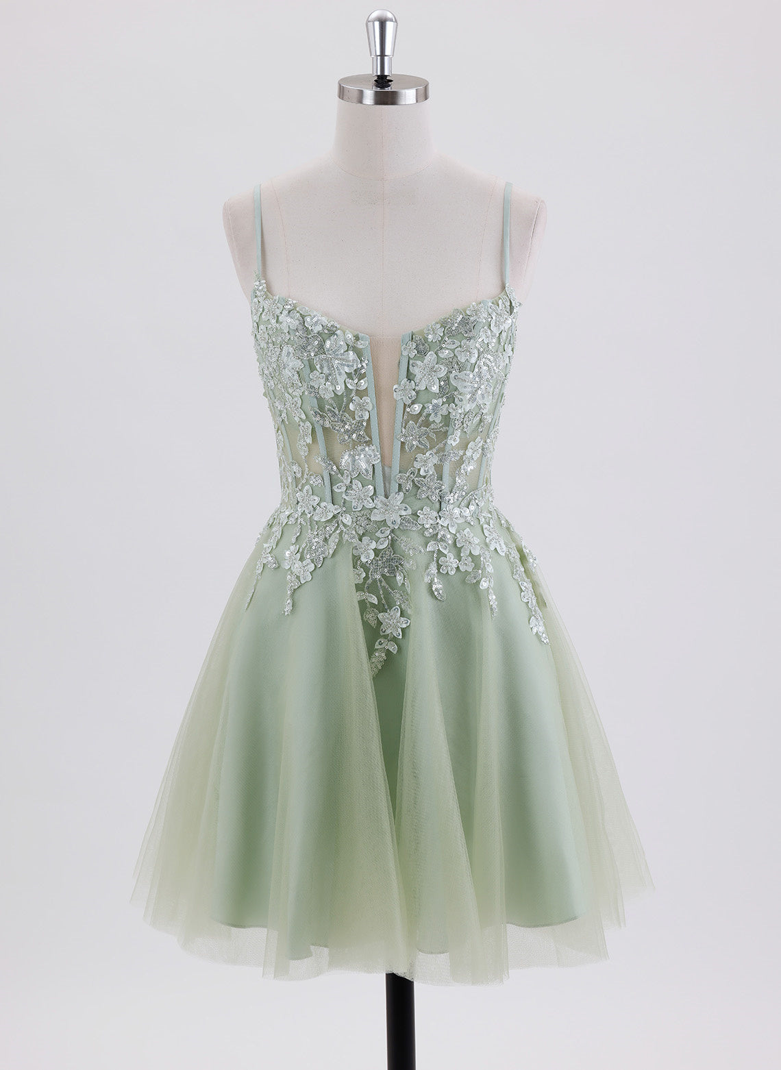 Ball-Gown/Princess Spaghetti Straps Short Tulle Homecoming Dress With Sequins