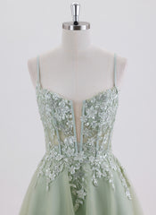 Ball-Gown/Princess Spaghetti Straps Short Tulle Homecoming Dress With Sequins