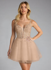 Ball-Gown/Princess V-Neck Short Tulle Mini Dress With Beading Sequins