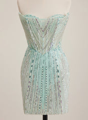 Sheath/Column Sweetheart Short Sequin Mini Dress With Beading Sequins