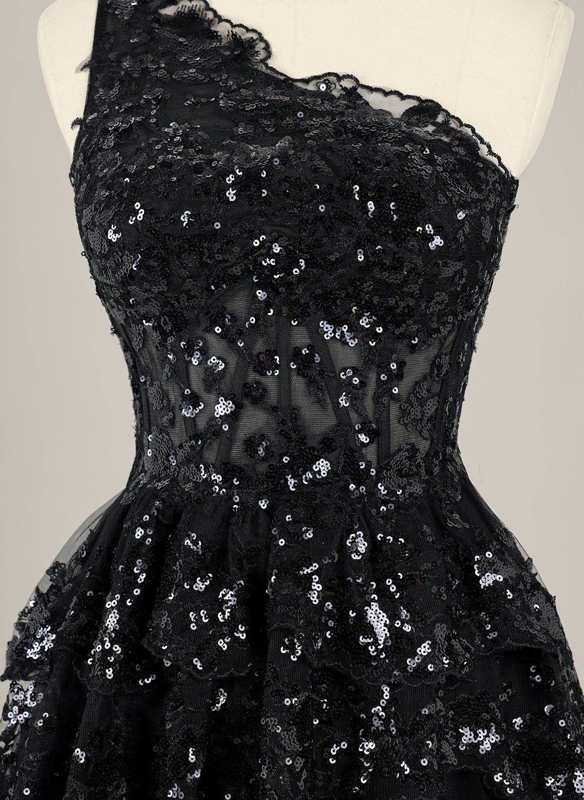Ball-Gown/Princess Sleeveless Short Tulle Homecoming Dress With Sequins