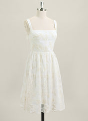 A-line Sleeveless Short Lace Homecoming Dress