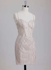 Sheath/Column Sweetheart Short Sequin Homecoming Dress With Beading Sequins