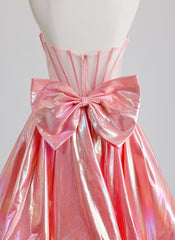 Ball-Gown/Princess Sweetheart Short Metallic Homecoming Dress With Bow