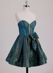 Ball-Gown/Princess Sweetheart Short Metallic Mini Dress With Bow