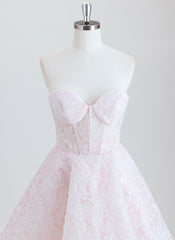 Ball-Gown/Princess Sweetheart Short Lace Homecoming Dress