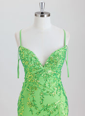 Sheath/Column Short Sequin Homecoming Dress With Sequins