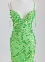 Sheath/Column Short Sequin Homecoming Dress With Sequins