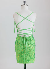 Sheath/Column Short Sequin Homecoming Dress With Sequins