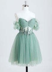 Ball-Gown/Princess Off the Shoulder Short Tulle Homecoming Dress With Beading Appliques Lace Sequins