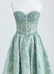 Ball-Gown/Princess Sweetheart Short Jacquard Homecoming Dress With Sequins Appliques Lace