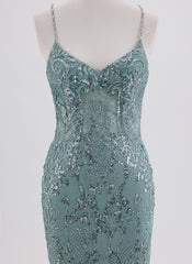 Sheath/Column Spaghetti Straps Short Sequin Homecoming Dress With Sequins