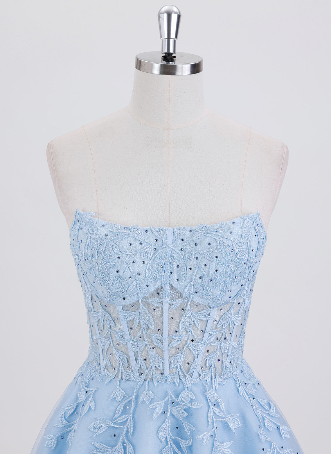 Ball-Gown/Princess Sleeveless Short Tulle Homecoming Dress With Appliques