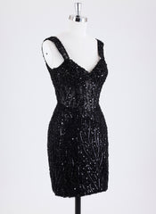 Sheath/Column Short Sequin Homecoming Dress With Sequins