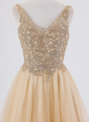Ball-Gown/Princess Short Tulle Homecoming Dress With Rhinestone