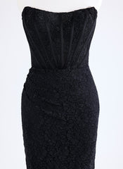 Sheath/Column Sleeveless Short Lace Homecoming Dress With Rhinestone