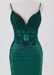 Sheath/Column Short Jersey Homecoming Dress With Appliques Lace