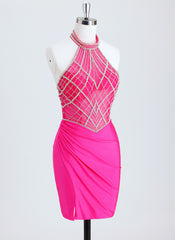 Sheath/Column Halter Short Homecoming Dress With Beading Sequins