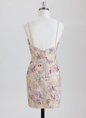 Sheath/Column Short Lace Homecoming Dress With Beading Sequins