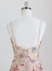Sheath/Column Short Lace Homecoming Dress With Beading Sequins