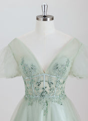 Ball-Gown/Princess Short Sleeve Short Tulle Homecoming Dress With Appliques