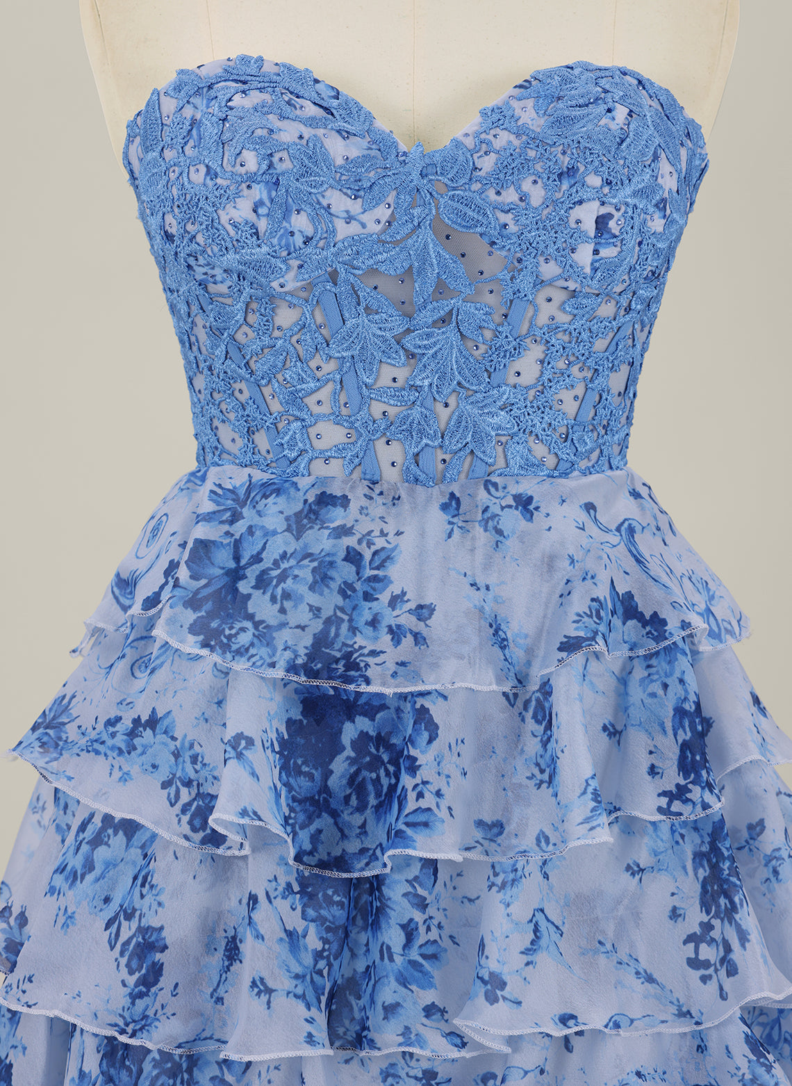 Ball-Gown/Princess Sleeveless Short Organza Homecoming Dress With Ruffle