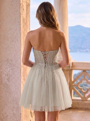 Color_White_back