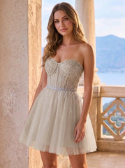 Color_White_front