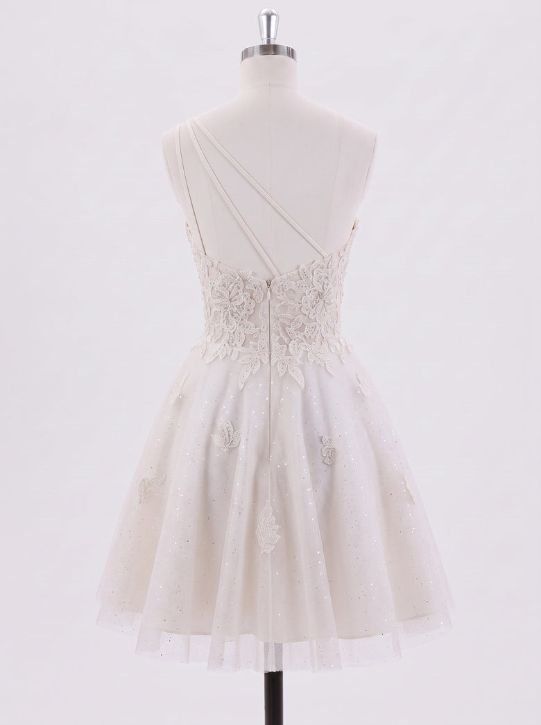 Color_White_back